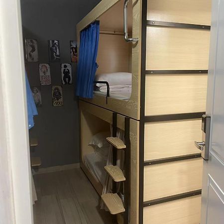 Soso Hostel Гонконг Экстерьер фото